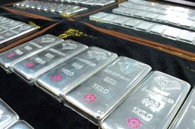 Giá bạc hôm nay 24/10/2025: Bạc đảo chiều tăng
