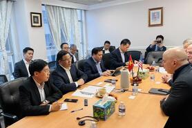 Quyền Bộ trưởng Bộ Công Thương làm việc với Tập đoàn GE về hợp tác năng lượng