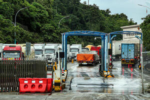 Cập nhật tin xuất nhập khẩu qua các cửa khẩu Lạng Sơn ngày 11/2/2026