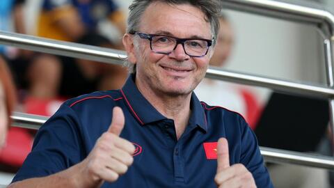 Ông Troussier 'khởi động với' U22 Việt Nam