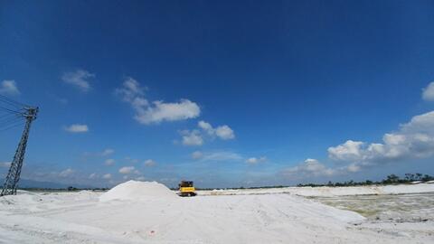 Quảng Nam: Nâng công suất khai thác mỏ cát trắng Hương An