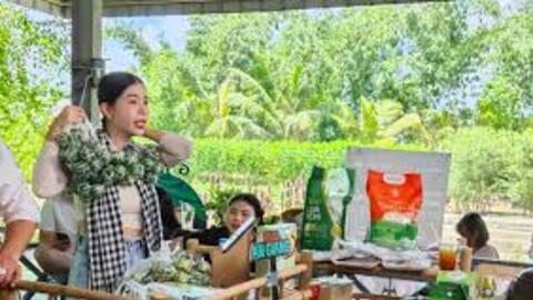 Đưa nông sản Việt lên sóng livestream cùng Hằng "du mục"