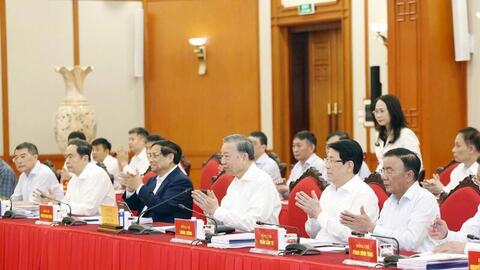 Bộ Chính trị cho ý kiến về văn kiện và phương án nhân sự Đại hội Đảng bộ TP Hà Nội lần thứ XVIII