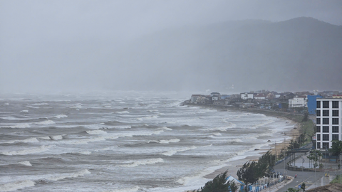 Hà Tĩnh ban hành công điện khẩn khắc phục hậu quả bão số 10