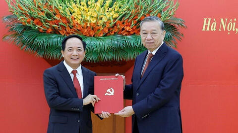 Điều động đồng chí Trịnh Văn Quyết giữ chức Trưởng Ban Tuyên giáo và Dân vận Trung ương