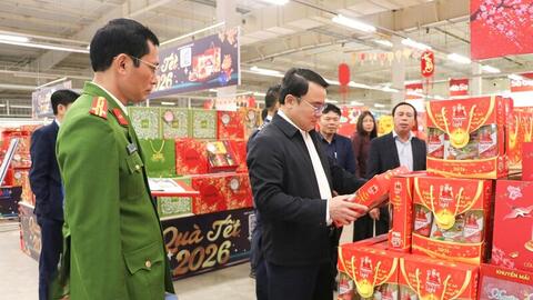 Các phường trung tâm tỉnh Nghệ An tăng cường kiểm tra hàng hóa Tết