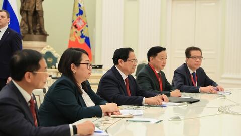 Thủ tướng Phạm Minh Chính hội kiến Tổng thống Liên bang Nga Vladimir Putin