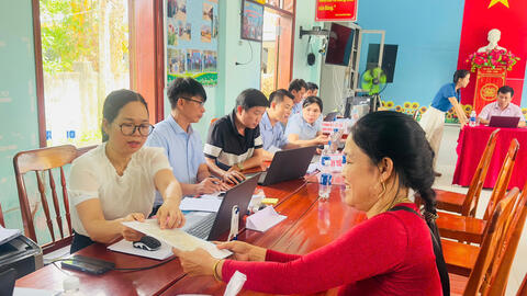 Quảng Ngãi: Đưa thủ tục hành chính về tận nhà dân