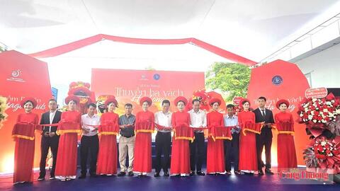 Quảng Ninh khai trương tour thuyền buồm ba vách trên vịnh Hạ Long
