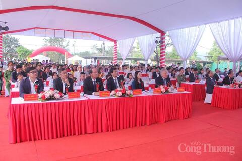 Hà Tĩnh: Tiếp sức học sinh vùng biên từ những dự án trường học nội trú