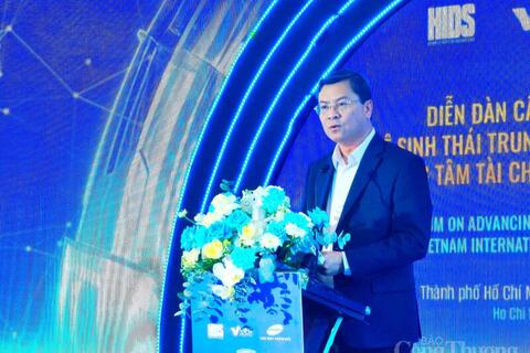 Trung tâm Tài chính Hàng hải quốc tế: Giữ lại dòng tiền hàng tỷ đô từ cảng biển
