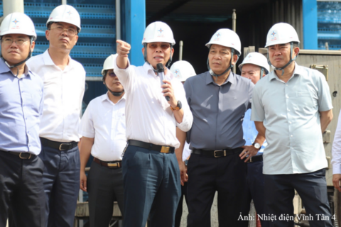 Lãnh đạo cấp cao EVN và TKV làm việc tại Nhiện điện Vĩnh Tân 4
