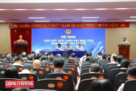 Hội nghị thúc đẩy xuất khẩu đạt mục tiêu tăng trưởng 2 con số