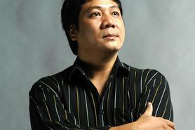 Việt Nam có Giám đốc Học viện từng thắng giải Vàng ở Triều Tiên, cả nhà 3 người được phong tặng NSND