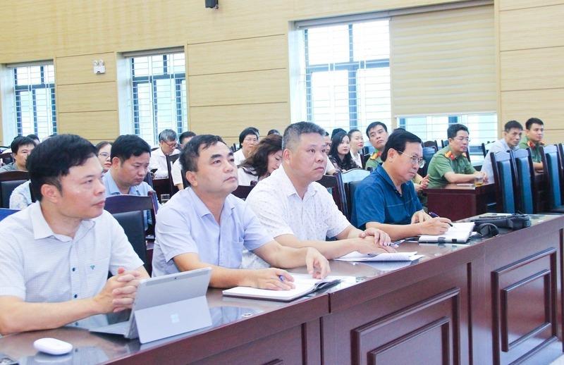 Đại diện các cơ quan tham dự hội nghị giao ban báo chí tháng 6. Ảnh: Mai Liễu