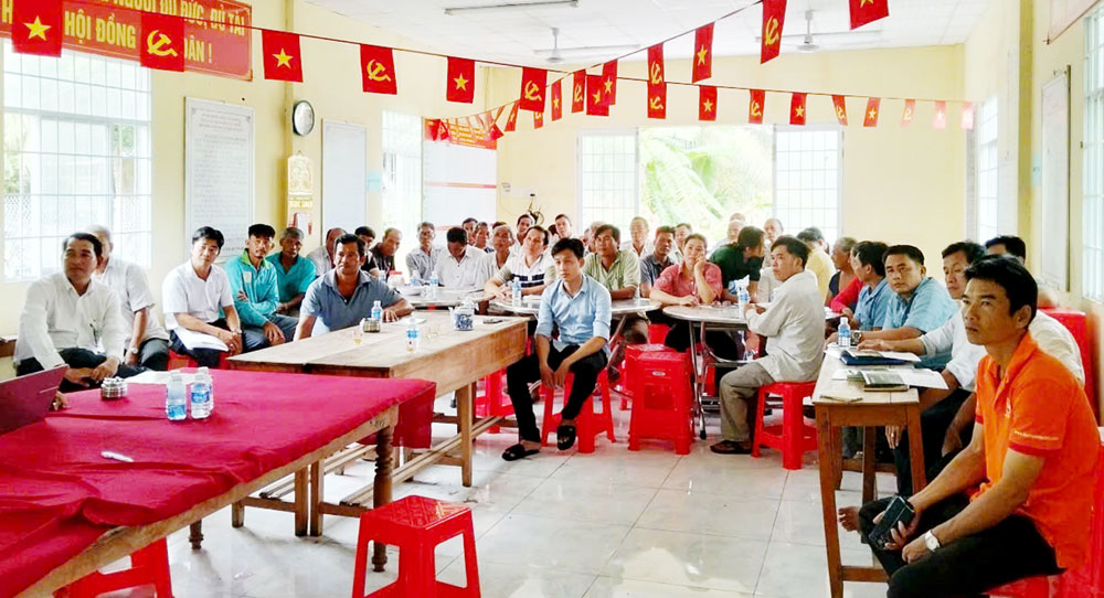 Nông dân tham gia tập huấn.