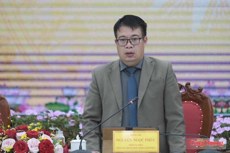 Ông Nguyễn Ngọc Phúc, Phó Chủ tịch UBND tỉnh Lâm Đồng phát biểu tại buổi họp báo. Ảnh: Lê Sơn
