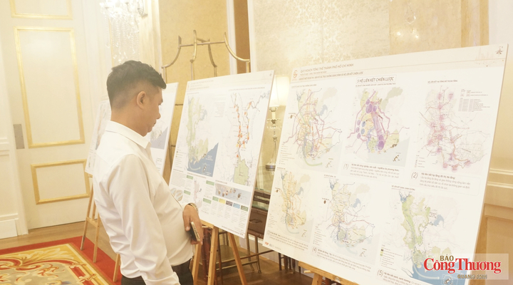 Đề án quy hoạch tổng thể TP. Hồ Chí Minh được trưng bày, lấy ý kiến tại hội thảo.