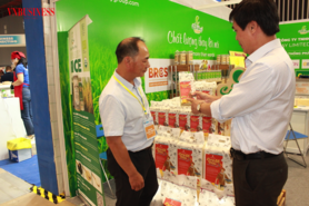 Tìm điểm tựa để xuất khẩu nông sản không... ‘đổ dốc’