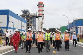 Phó Thủ tướng yêu cầu vận hành sớm các dự án điện phía Nam