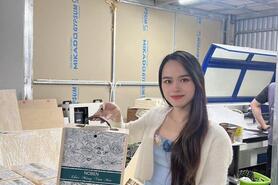 Thị trường quà Tết: Xu hướng tự chọn, tự đóng gói quà được quan tâm