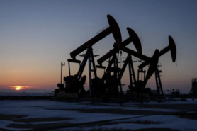 Giá dầu tăng lên mức cao nhất trong 5 tháng