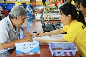 Chi trả gộp hai tháng lương hưu, trợ cấp bảo hiểm xã hội trong tháng 2