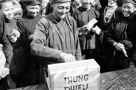 Đảng lãnh đạo toàn diện công tác bầu cử, bảo đảm quyền làm chủ của nhân dân