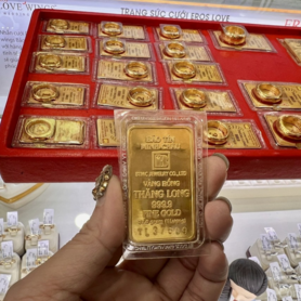 Vàng nhẫn và vàng miếng đồng loạt giảm sâu, tới 2 triệu đồng/lượng