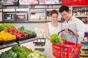 Quảng cáo cần đi đôi với chất lượng để người tiêu dùng không bị lạc vào ma trận