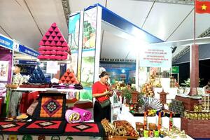 Hội chợ Xúc tiến thương mại cho các hợp tác xã tại khu vực miền Bắc năm 2025: Bệ phóng cho sản phẩm