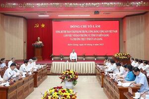Tổng Bí thư Tô Lâm: Kiến tạo trục phát triển “núi - đồng bằng - biên giới - biển đảo”