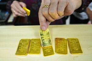 Ngân hàng Nhà nước nói rõ về thời điểm thực hiện can thiệp, bình ổn thị trường vàng