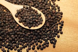 Giảm rải rác ở một vài địa phương, giá tiêu về mức 146.000 đồng/kg