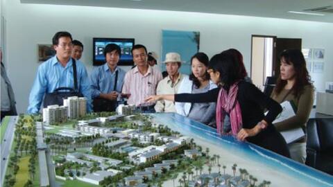 Môi giới bất động sản lao đao, tìm cách thích nghi với đại dịch
