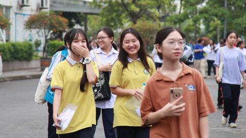 HOT: Hà Nội công bố điểm chuẩn vào lớp 10 chuyên