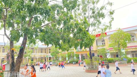 Hoạt động dạy và học đã ổn định ở quận Hà Đông sau mưa bão...