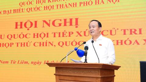 Cử tri kiến nghị xử lý nghiêm tình trạng thuốc giả, sữa giả