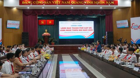 Lãnh đạo TP Hồ Chí Minh gặp gỡ, lắng nghe ý kiến thiếu nhi