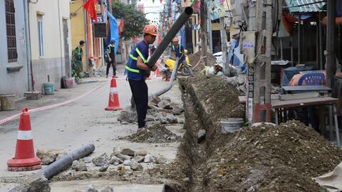 Hà Nội nỗ lực "phủ kín" nước sạch cho khu vực ngoại thành