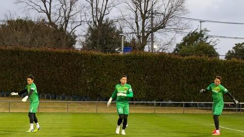 Cầu thủ Nhật Bản mắc Covid-19 trước trận gặp Việt Nam; Văn Lâm trở lại vòng loại World Cup