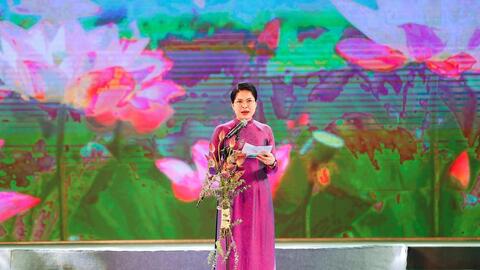 Lắng đọng Chương trình nghệ thuật 'Người mẹ Làng Sen'