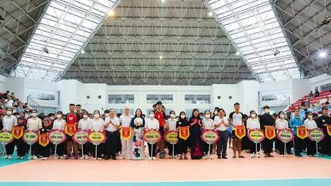 250 VĐV tham dự Hội thi thể thao Lễ hội Làng Sen năm 2022