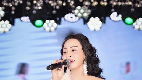 Giọng ca thính phòng Nguyễn Khánh Ly làm đêm nhạc trữ tình