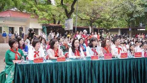 Chiến sĩ nhỏ Điện Biên - Theo bước chân những người anh hùng