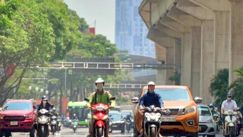 Hà Nội ngày nắng, có nơi trên 33 độ C
