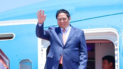 Thủ tướng Phạm Minh Chính tới Đại Liên, bắt đầu tham dự Hội nghị WEF và làm việc tại Trung Quốc
