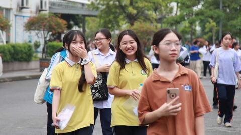 HOT: Hà Nội công bố điểm chuẩn vào lớp 10 chuyên