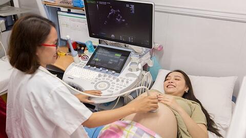 Điều kiện để người tham gia BHXH tự nguyện được hưởng trợ cấp thai sản