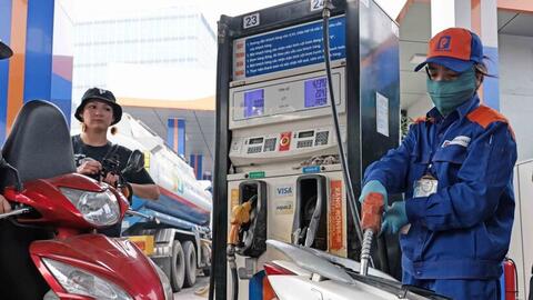 Dự báo giá xăng dầu đồng loạt tăng trong kỳ điều hành ngày mai 19/6